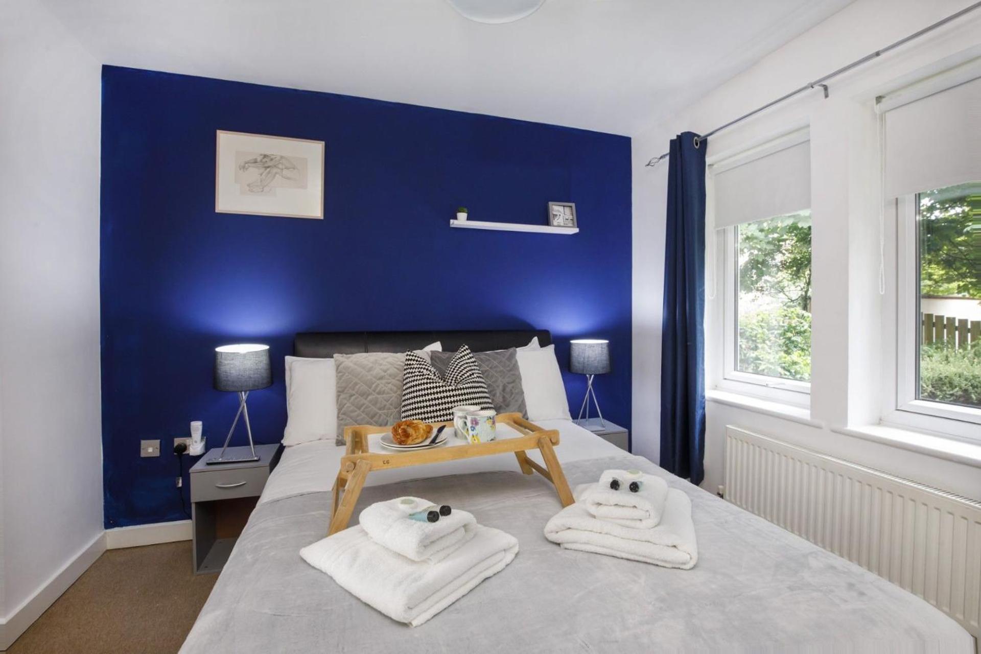 1 Liber House With Free Onsite Parking Holiday home