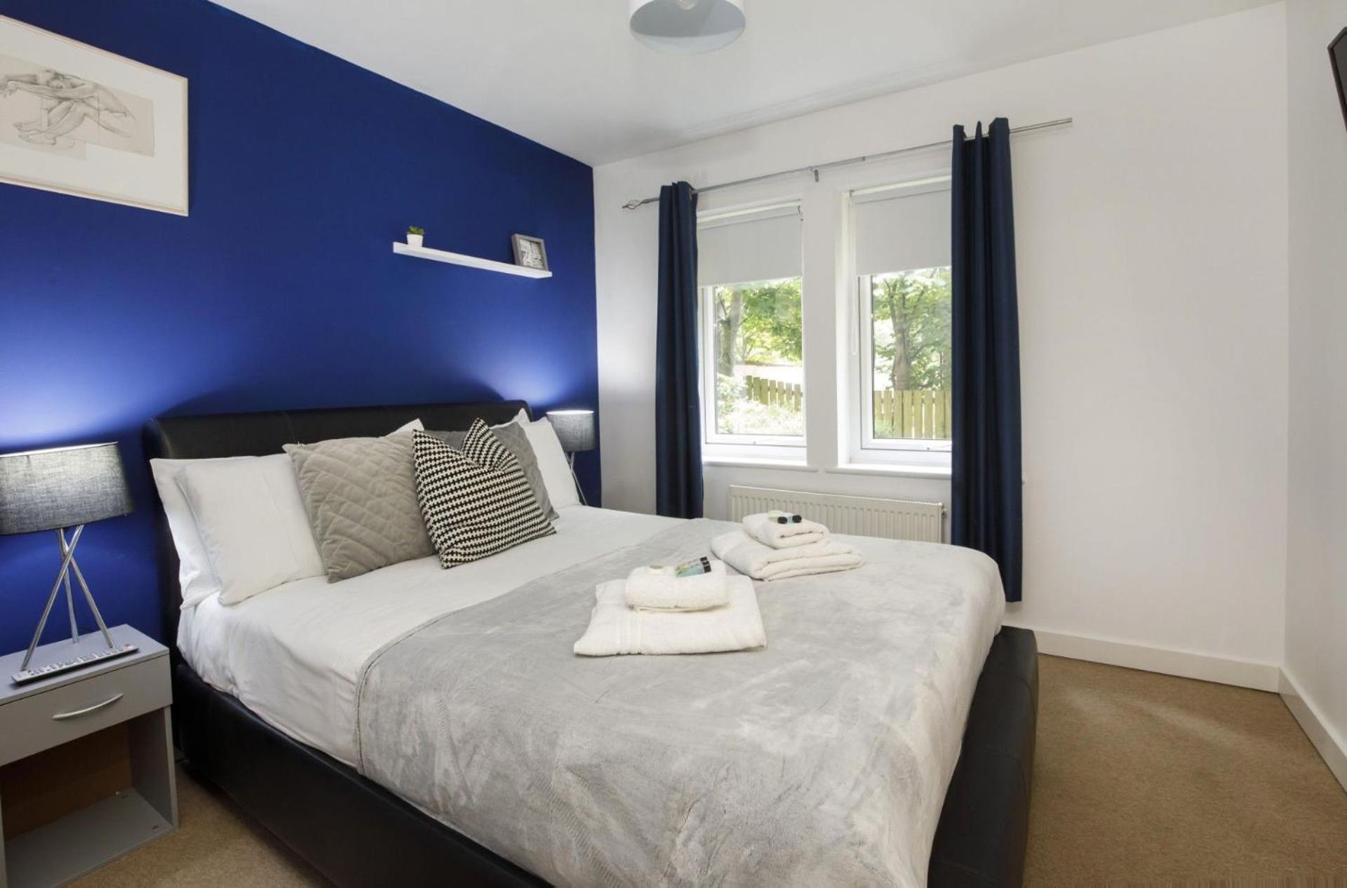 1 Liber House With Free Onsite Parking *